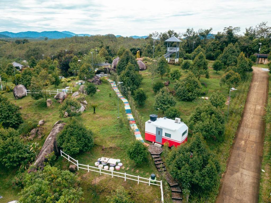 Durian Ecolodge Tampin Exterior photo